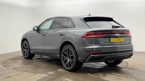 2 of 10 for Audi Q8 Black Edition 55 TFSI quattro 340 PS tiptronic