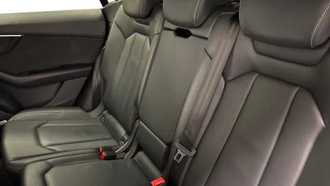 7 of 10 for Audi Q8 Black Edition 55 TFSI quattro 340 PS tiptronic