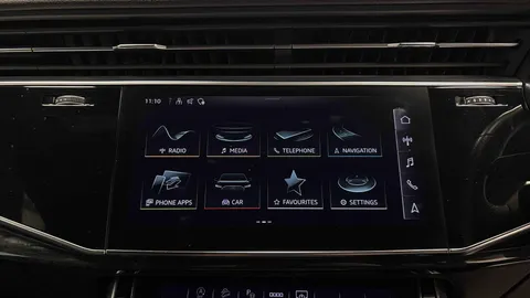 9 of 10 for Audi Q8 Black Edition 55 TFSI quattro 340 PS tiptronic