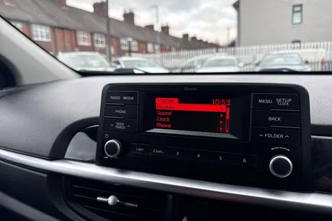 DP67BWM Kia Picanto 1.0 GT-Line Euro 6 5dr Thumbnail #32