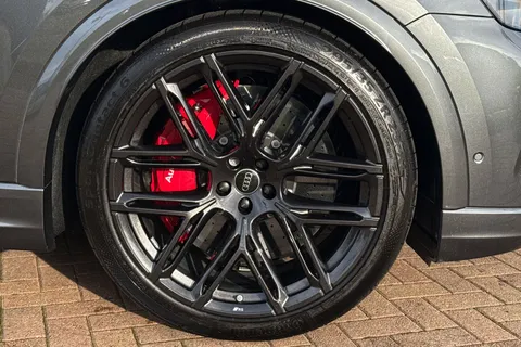 12 of 66 for Audi RS Q8 SUV performance Carbon Vorsprung 640 PS tiptronic