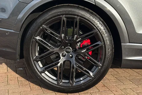 13 of 66 for Audi RS Q8 SUV performance Carbon Vorsprung 640 PS tiptronic