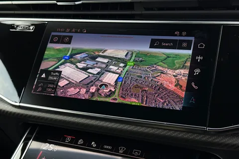 17 of 66 for Audi RS Q8 SUV performance Carbon Vorsprung 640 PS tiptronic