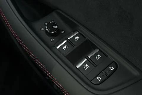 41 of 66 for Audi RS Q8 SUV performance Carbon Vorsprung 640 PS tiptronic