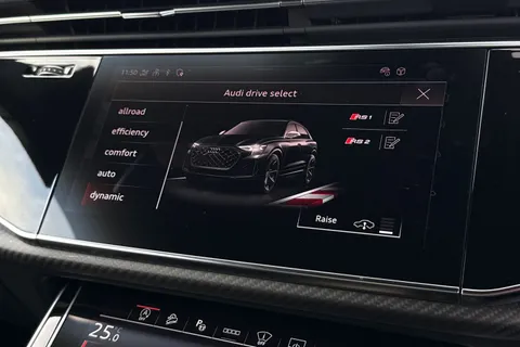 44 of 66 for Audi RS Q8 SUV performance Carbon Vorsprung 640 PS tiptronic