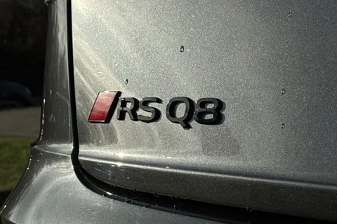 50 of 66 for Audi RS Q8 SUV performance Carbon Vorsprung 640 PS tiptronic