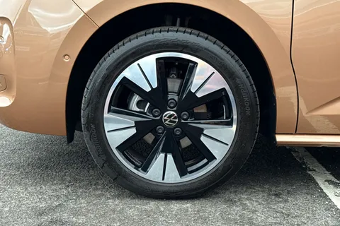 BV75ODB Volkswagen California 2.0 TDI Ocean 5dr DSG-Towpack Thumbnail #13