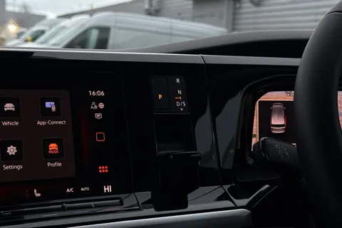 BV75ODB Volkswagen California 2.0 TDI Ocean 5dr DSG-Towpack Thumbnail #23