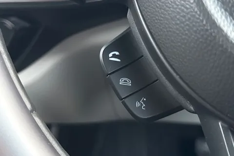 MX74WOC Suzuki Swift 1.2 Mild Hybrid Ultra 5dr CVT Thumbnail #42