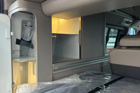 BV75ODB Volkswagen California 2.0 TDI Ocean 5dr DSG-Towpack Thumbnail #43