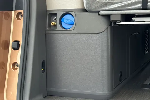 BV75ODB Volkswagen California 2.0 TDI Ocean 5dr DSG-Towpack Thumbnail #45