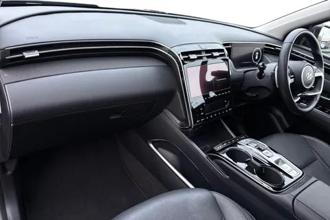 EA72LGC Hyundai Tucson 1.6 TGDi Plug-in Hybrid Ultimate 5dr 4WD Auto Thumbnail #17