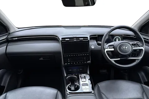 EA72LGC Hyundai Tucson 1.6 TGDi Plug-in Hybrid Ultimate 5dr 4WD Auto Thumbnail #18