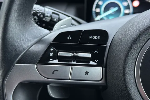 EA72LGC Hyundai Tucson 1.6 TGDi Plug-in Hybrid Ultimate 5dr 4WD Auto Thumbnail #42