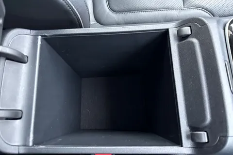 EA72LGC Hyundai Tucson 1.6 TGDi Plug-in Hybrid Ultimate 5dr 4WD Auto Thumbnail #48