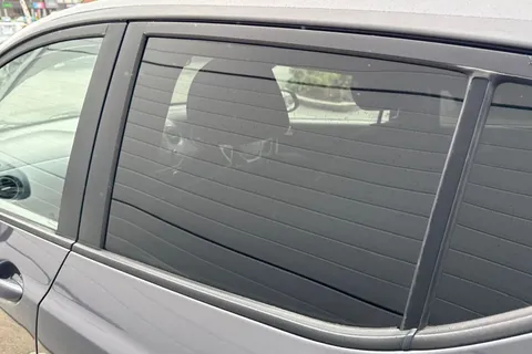 27 of 61 for Hyundai I10 1.0 Premium Euro 6 5dr