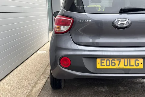 28 of 61 for Hyundai I10 1.0 Premium Euro 6 5dr