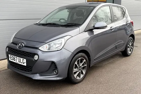 32 of 61 for Hyundai I10 1.0 Premium Euro 6 5dr