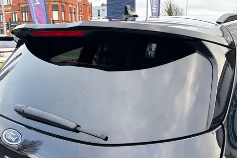 35 of 58 for Ford Focus 1.0T EcoBoost MHEV ST-Line Vignale Euro 6 (s/s) 5dr