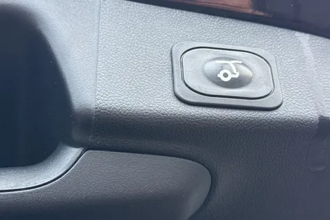 36 of 58 for Ford Focus 1.0T EcoBoost MHEV ST-Line Vignale Euro 6 (s/s) 5dr