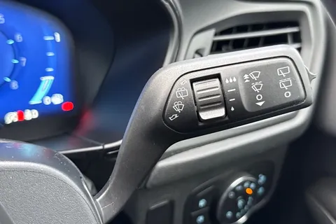 41 of 58 for Ford Focus 1.0T EcoBoost MHEV ST-Line Vignale Euro 6 (s/s) 5dr