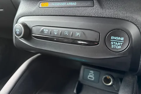 45 of 58 for Ford Focus 1.0T EcoBoost MHEV ST-Line Vignale Euro 6 (s/s) 5dr