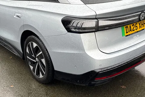 DA25XHH Volkswagen Id.7 210kW Match Pro Plus 77kWh 5dr Auto | Heat Pump | Area View Camera Thumbnail #8