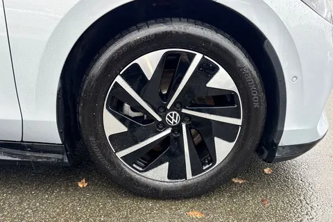 DA25XHH Volkswagen Id.7 210kW Match Pro Plus 77kWh 5dr Auto | Heat Pump | Area View Camera Thumbnail #10