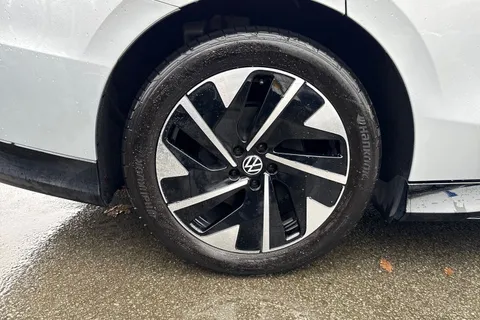DA25XHH Volkswagen Id.7 210kW Match Pro Plus 77kWh 5dr Auto | Heat Pump | Area View Camera Thumbnail #11