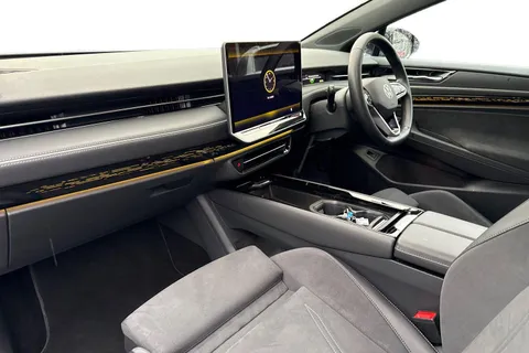 DA25XHH Volkswagen Id.7 210kW Match Pro Plus 77kWh 5dr Auto | Heat Pump | Area View Camera Thumbnail #15