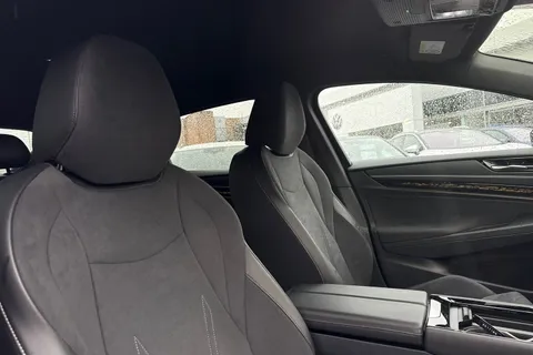 DA25XHH Volkswagen Id.7 210kW Match Pro Plus 77kWh 5dr Auto | Heat Pump | Area View Camera Thumbnail #24