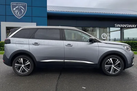 LT18FDD PEUGEOT 5008 1.6 BlueHDi Allure Euro 6 (s/s) 5dr Thumbnail #4