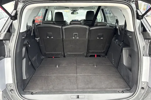 LT18FDD PEUGEOT 5008 1.6 BlueHDi Allure Euro 6 (s/s) 5dr Thumbnail #7