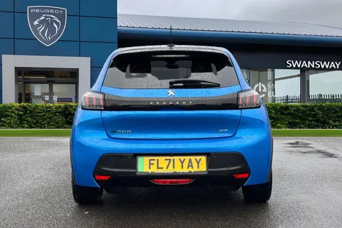 FL71YAY PEUGEOT e-208 50kWh GT Auto 5dr Thumbnail #5