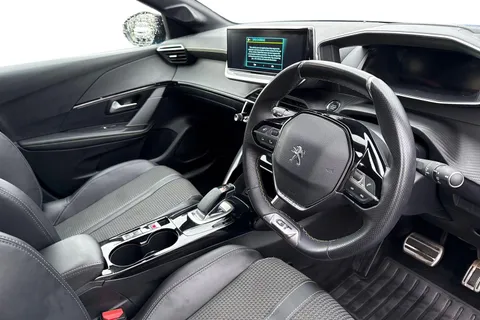 FL71YAY PEUGEOT e-208 50kWh GT Auto 5dr Thumbnail #14
