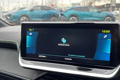 FL71YAY PEUGEOT e-208 50kWh GT Auto 5dr Thumbnail #49