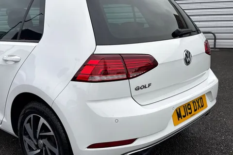 MJ19DXD Volkswagen Golf 1.0 TSI Match DSG Euro 6 (s/s) 5dr Thumbnail #9