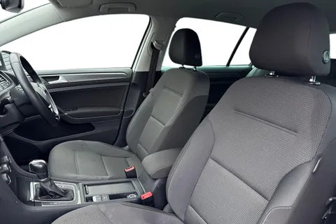 MJ19DXD Volkswagen Golf 1.0 TSI Match DSG Euro 6 (s/s) 5dr Thumbnail #17