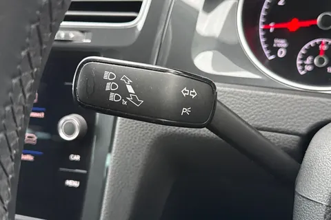 MJ19DXD Volkswagen Golf 1.0 TSI Match DSG Euro 6 (s/s) 5dr Thumbnail #42