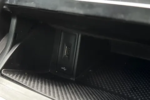 MJ19DXD Volkswagen Golf 1.0 TSI Match DSG Euro 6 (s/s) 5dr Thumbnail #46