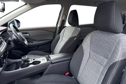 DL23UBA Nissan X-Trail 1.5 DIG-T MHEV Acenta Premium XTRON Euro 6 (s/s) 5dr Thumbnail #17