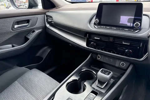 DL23UBA Nissan X-Trail 1.5 DIG-T MHEV Acenta Premium XTRON Euro 6 (s/s) 5dr Thumbnail #21