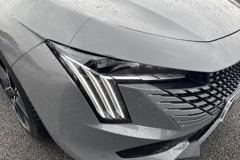 17 of 67 for PEUGEOT 508 SW 1.6 12.4kWh GT e-EAT Euro 6 (s/s) 5dr