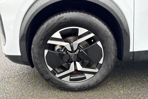 YT24RUR PEUGEOT e-2008 54kWh Allure Auto 5dr (7kW Charger) Thumbnail #13