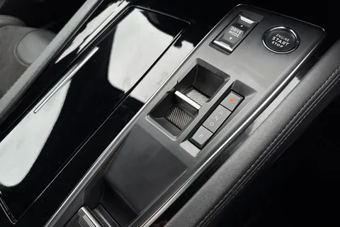 20 of 67 for PEUGEOT 508 SW 1.6 12.4kWh GT e-EAT Euro 6 (s/s) 5dr