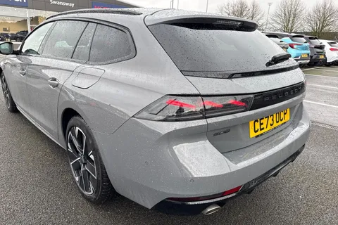 32 of 67 for PEUGEOT 508 SW 1.6 12.4kWh GT e-EAT Euro 6 (s/s) 5dr