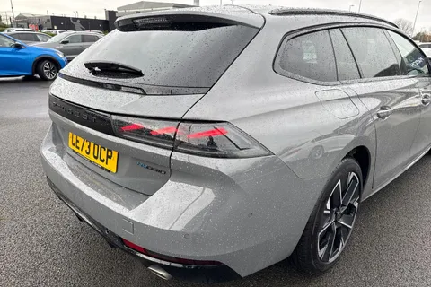 33 of 67 for PEUGEOT 508 SW 1.6 12.4kWh GT e-EAT Euro 6 (s/s) 5dr