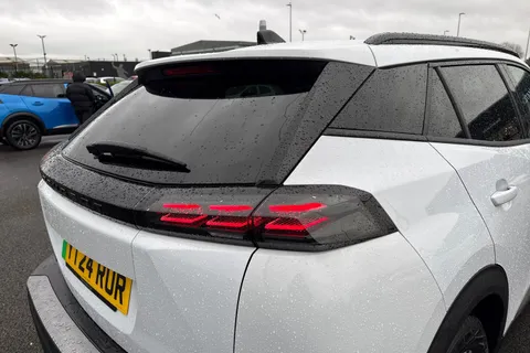 YT24RUR PEUGEOT e-2008 54kWh Allure Auto 5dr (7kW Charger) Thumbnail #33