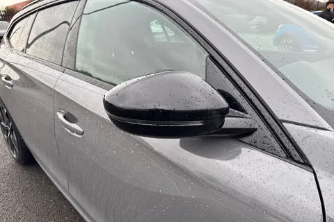 38 of 67 for PEUGEOT 508 SW 1.6 12.4kWh GT e-EAT Euro 6 (s/s) 5dr