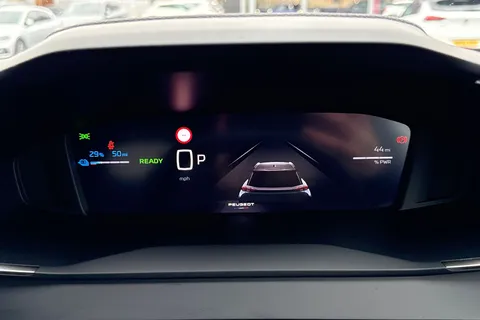 YT24RUR PEUGEOT e-2008 54kWh Allure Auto 5dr (7kW Charger) Thumbnail #38